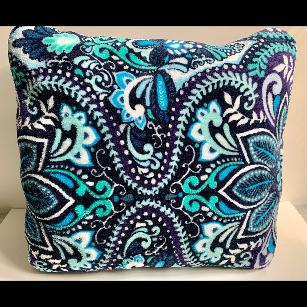 NEW Vera Bradley Fleece Travel Blanket & Pillow